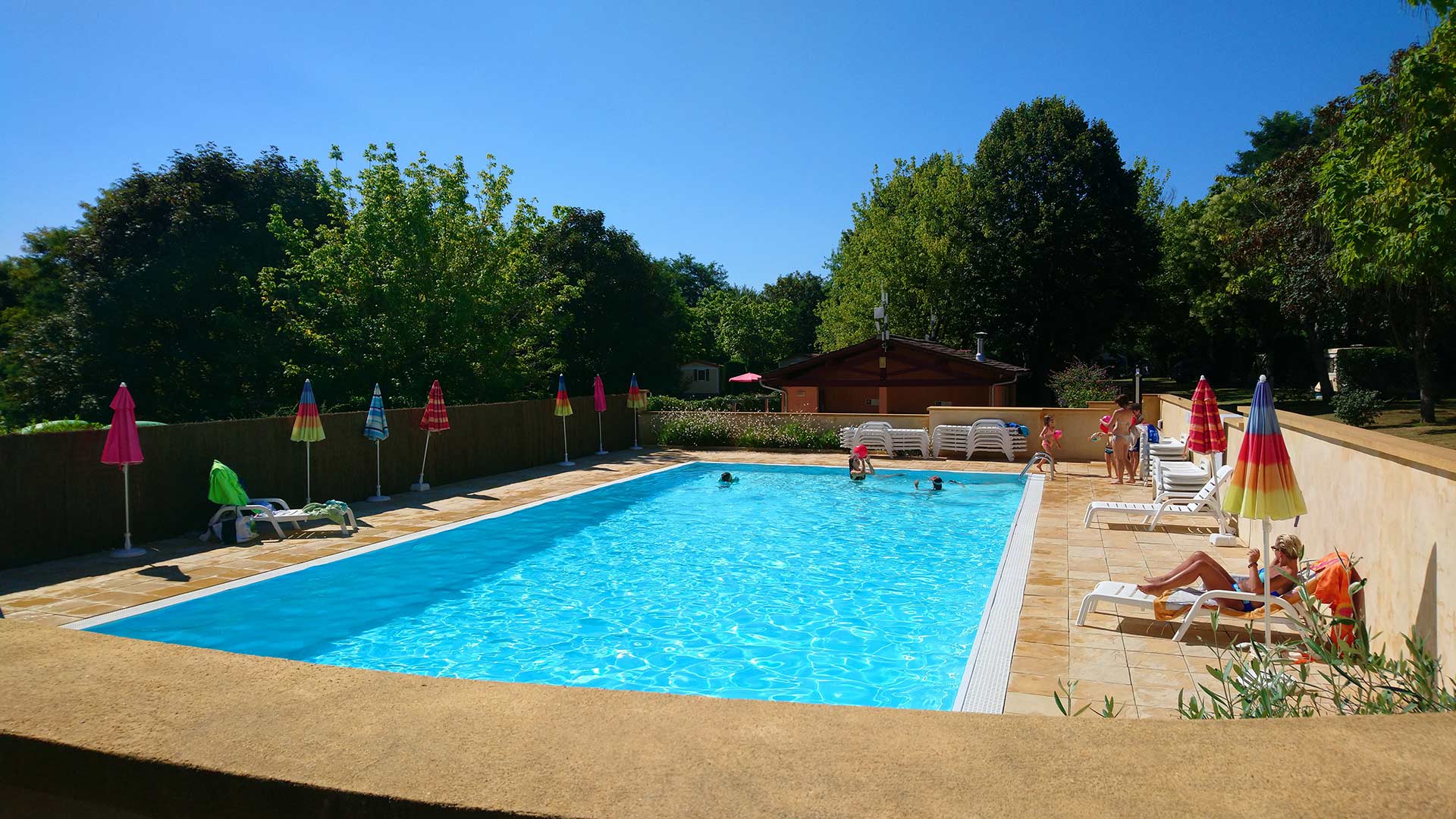 cheap campsite dordogne