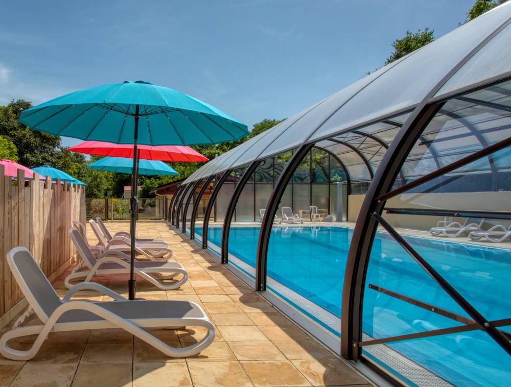 solarium piscine couverte perigord noir